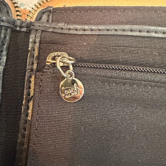 Coach Peyton Patent Leather Zip Wallet Black Embossed Monogram - Picture 4 of 4